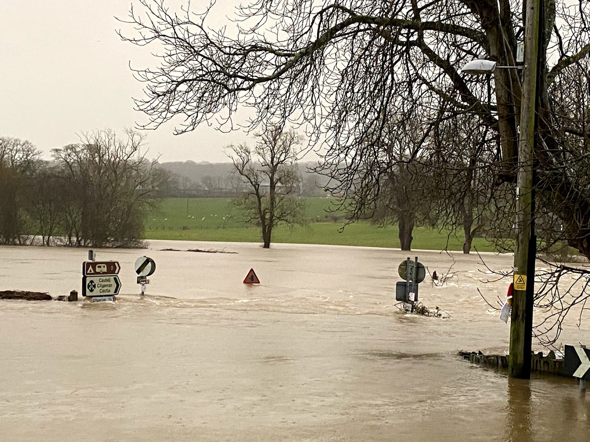River Teifi at Llechryd Bridge 171220
